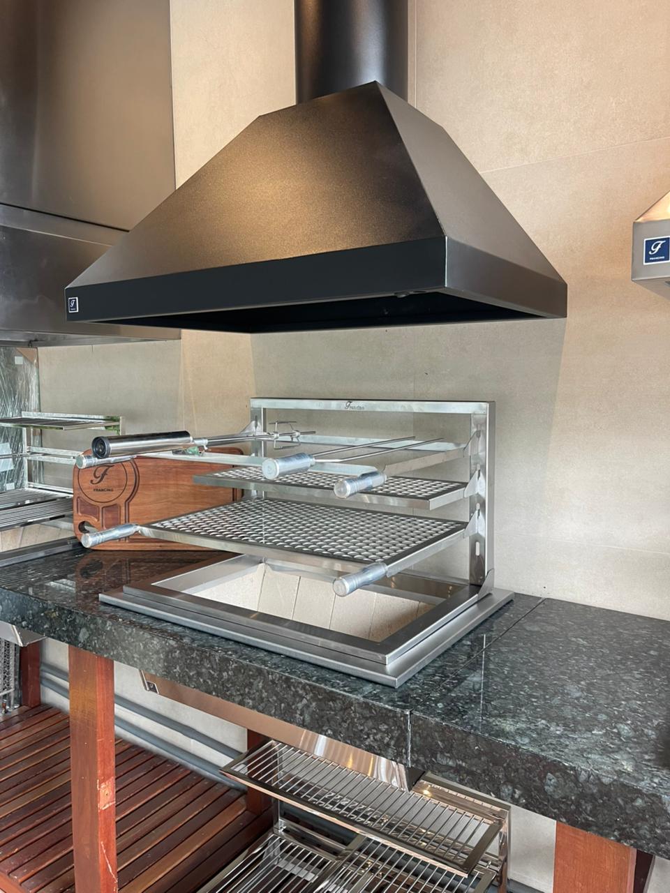 Grill 3